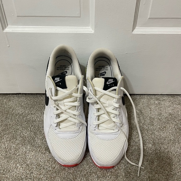 Nike Air Max - Picture 2 of 7